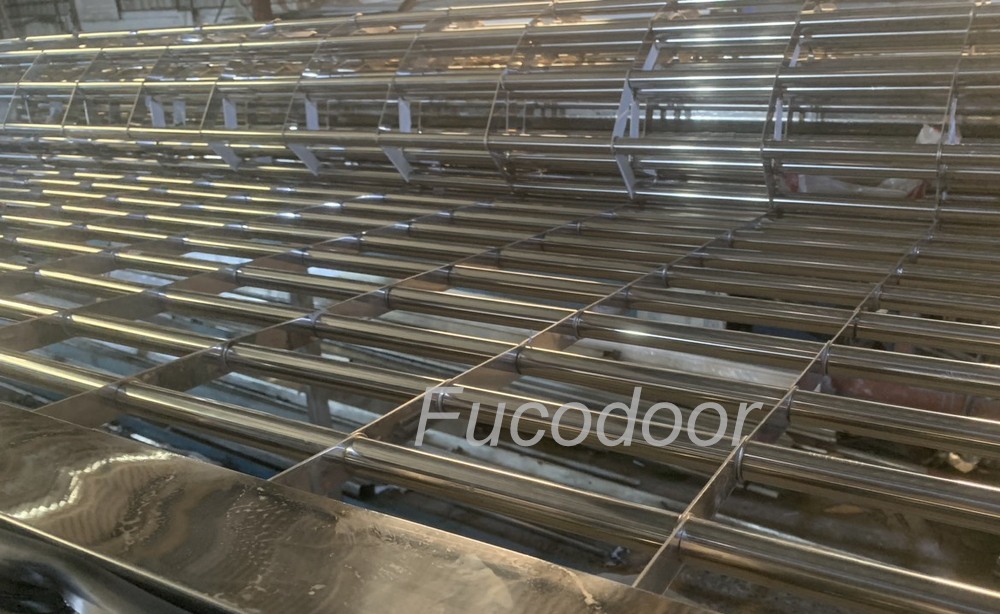 Stainless steel horizontal mesh rolling door, Price quote for Song Ngang rolling door 2023